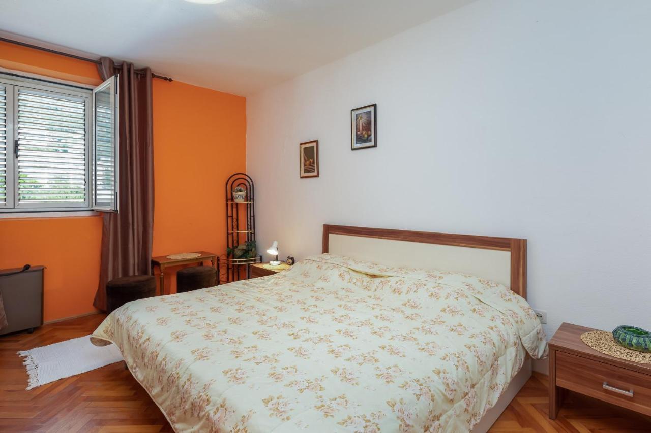 Edita - Apartment In Town Centre Makarska Dış mekan fotoğraf